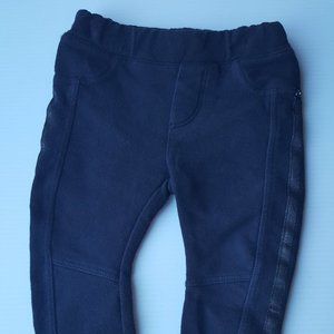 Catimini black pants w/sparkle stripe on sides